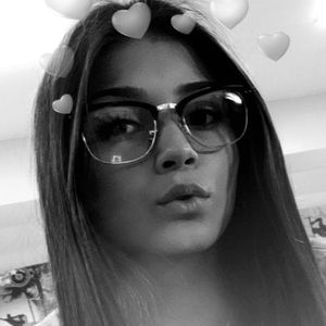 Meet your Posher, Catalina